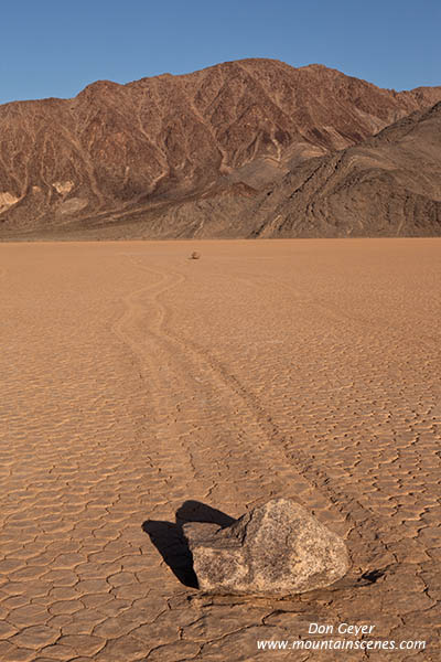 Image of sliding rock, The Racetrack, Death Valley