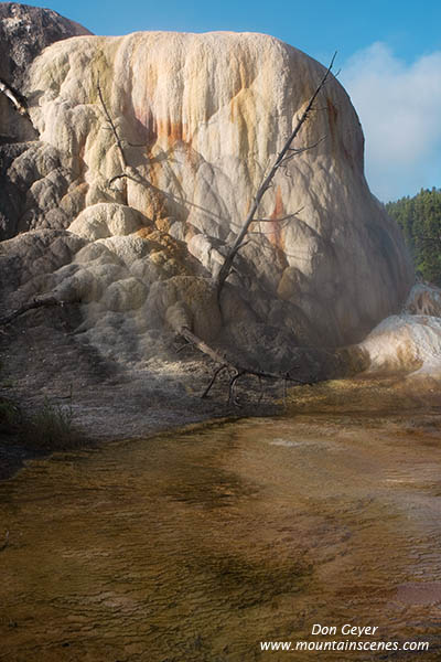 Image of Orange Spring Mound, Mamoth Hot Springs, Yellowstone National Park.