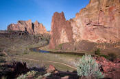 Image of Picnic Lunch Wall and Smith Rock Group, Oregon.