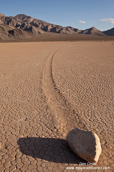 Image of sliding rock, The Racetrack, Death Valley