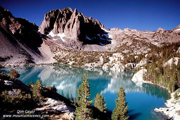 Image of Palisades above Third Lake