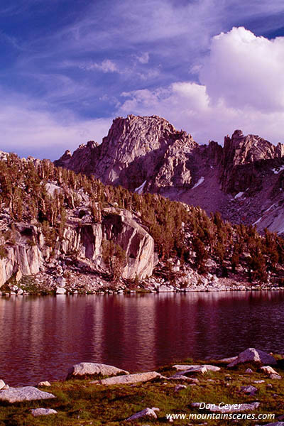 Image of University Peak above Kearsarge Lake