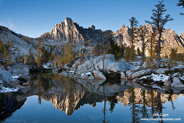 Image of Enchantment Lakes, Prusik Peak, reflection