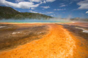 Image of Grand Prismatic Spring, Yellowstone National Park.